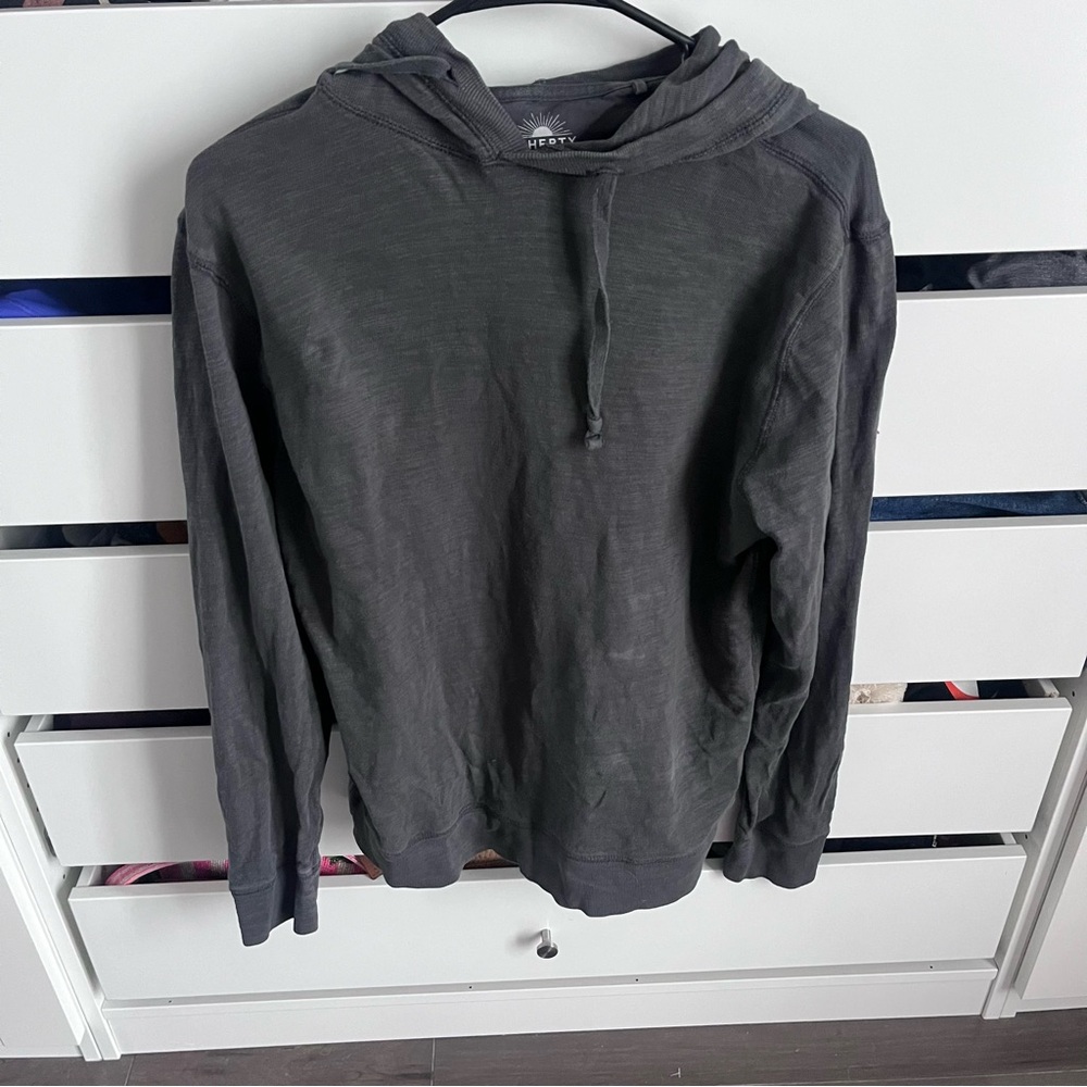 Faherty hoodie 🌳 - Picture 2 of 6